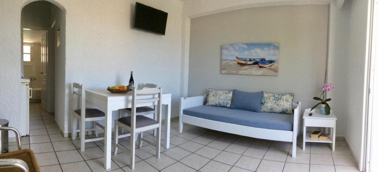 Maria Suites Platanés エクステリア 写真
