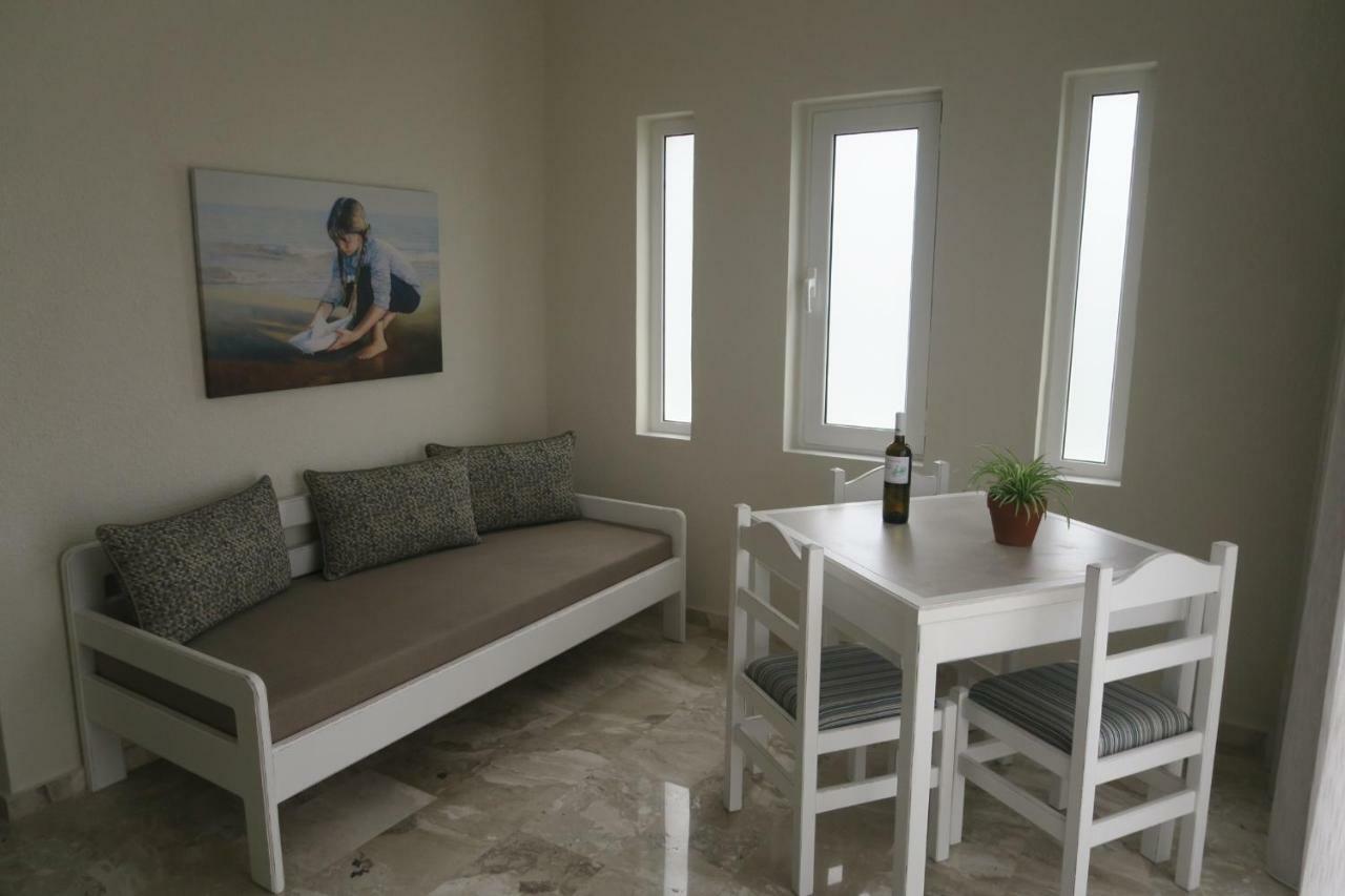 Maria Suites Platanés エクステリア 写真